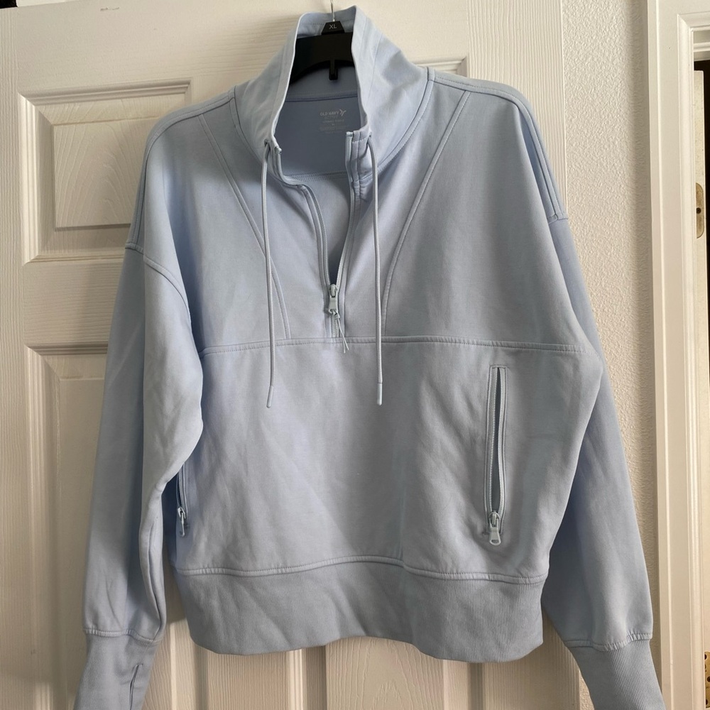 Old Navy Dynamic Fleece Light Powder Blue 1/4 zip Fleece Pullover